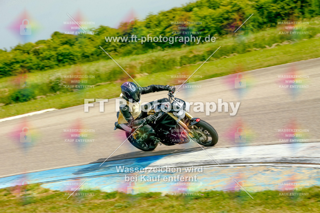 _MOT1108 | Hier findet Ihr Bilder von Touristenfahrten auf der Nürburgring Nordschleife oder von anderen Veranstaltungen die ich besucht habe. Viel Spass beim Durch Schauen 