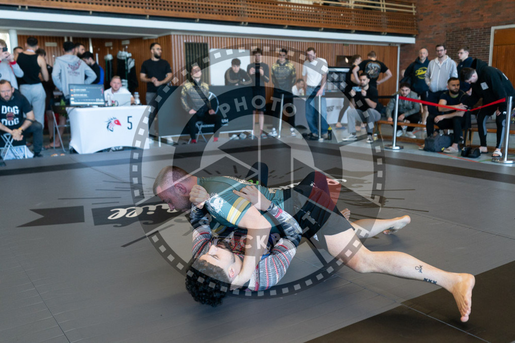20250329PBB2979 | Fighters compete during the International Luta Livre (ILLCS) Germany IX Spring 2025 Competition spring on March 29, 2025 in Hannover, Germany.© Chiara Dazi