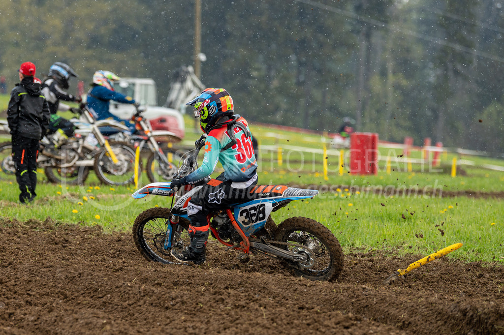 Motocross Schlatt bei Winterthur - 30. April 2022 | Motocross Schlatt bei Winterthur
MC Wila, Schlatt bei Winterthur
Bild: Sportfotografie Markus Aeschimann | www.markus-aeschimann.ch - Realisiert mit Pictrs.com