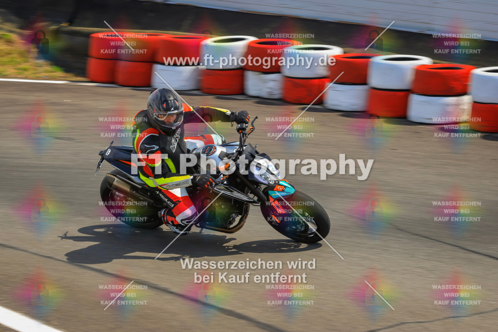 _DSK2457 | Hier findet Ihr Bilder von Touristenfahrten auf der Nürburgring Nordschleife oder von anderen Veranstaltungen die ich besucht habe. Viel Spass beim Durch Schauen 