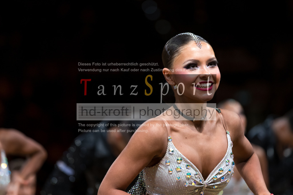 20241109_DM-Formationen_Vorrunde_0892 | Tanzsportbilder, Standardtanz, Lateintanz, WDSF, DTV, LTVB, dancecomp, goc, hessen tanzt, blaues band der spree, walzer, tango, wiener walzer, slowfox, quickstepp, samba, rumba, cha-cha-cha, paso doble. jive, hd-kroft photography, turniertanzsport