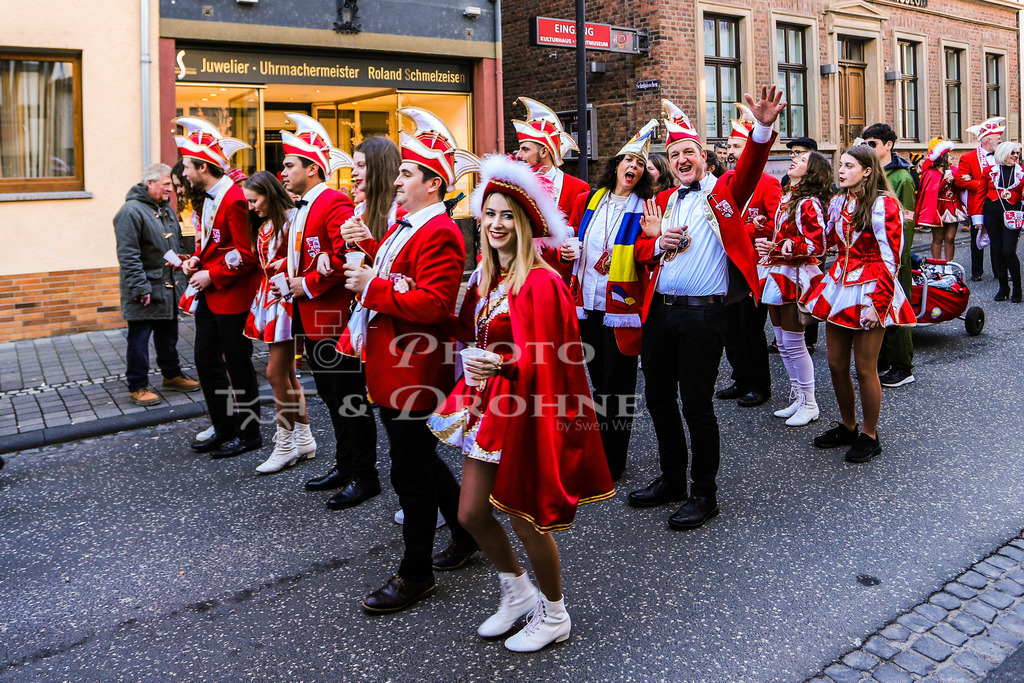 Fastnacht 2023-2001 | Erleben Sie den Zauber des Mittelrheins und entdecken Sie die atemberaubende Auswahl an Fotos und Bildern bei Rheinfotos. Wir bieten eine vielfältige Auswahl an Produkten wie Poster, Karten, Sticker, Textilien und Geschenkartikeln und Fototouren. - Realisiert mit Pictrs.com