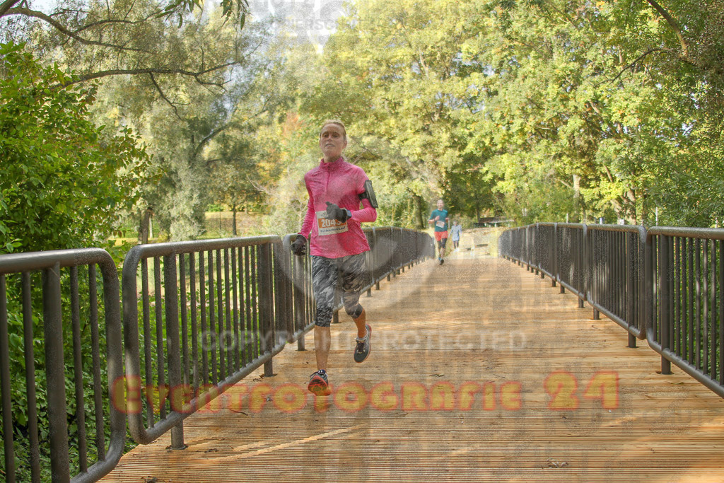 231015_1033_EV4_1566 | Sportfotografie im Rhein-Sieg Kreis, Köln, Bonn, NRW, Rheinland Pfalz, Hessen, etc. Unser Tätigkeitsfeld umfasst den Laufsport vom Volkslauf über den Marathon, Duathlon, Triathon bis zum Ultralauf wie Kölnpfad Ultra oder Schindertrail.