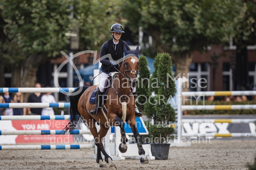 230909_OWLCh_Championat-603 | Deine schönsten Turniermomente als professionelle Fotos! Entdecke hochwertige Pferdesport-Fotografie im Online-Shop. Jetzt Fotos finden & bestellen!