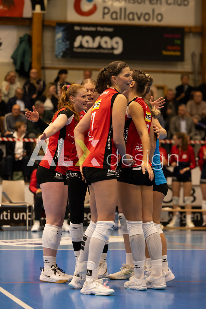 Volleyball I Frauen I Saison 2025-2026 I CEV Volleyball Challenge Cup 2026 | Women I 16th Finals I VC Kanti Schaffhausen - TJ Ostrava I 03.12.2025 | Hochwertige Sportfotos kaufen & lizenzieren für Medien, Vereine, Agenturen & Sportler:innen. Entdecke professionelle Sportfotografie im Bildshop von Alexander Franzen. - Realisiert mit Pictrs.com