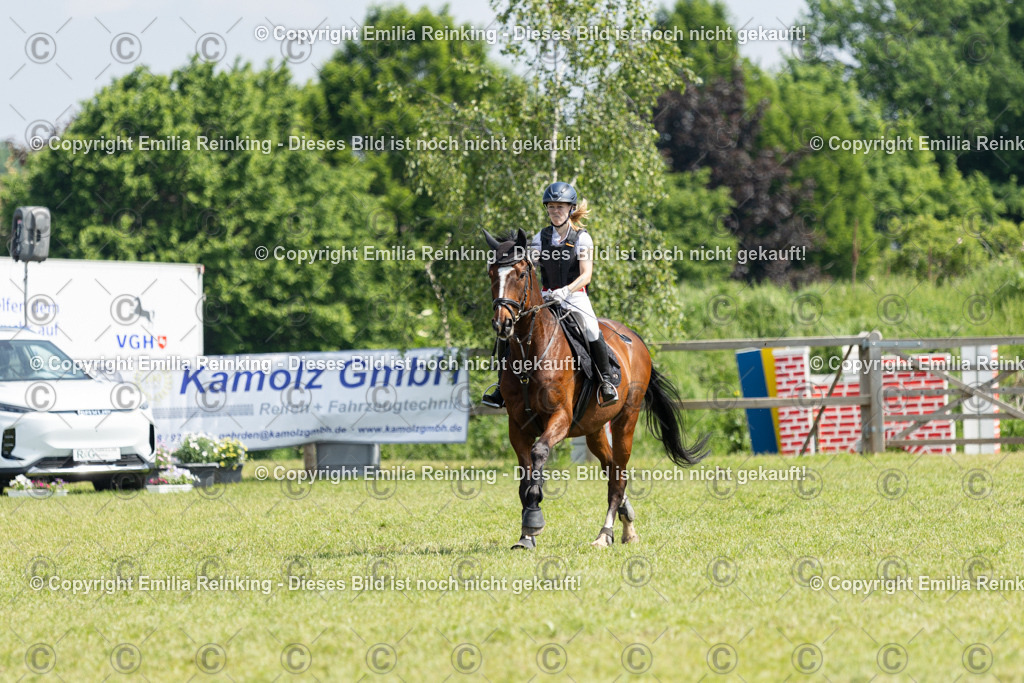 CL5A3291 | Emilia Reinking Fotografie - Realisiert mit Pictrs.com