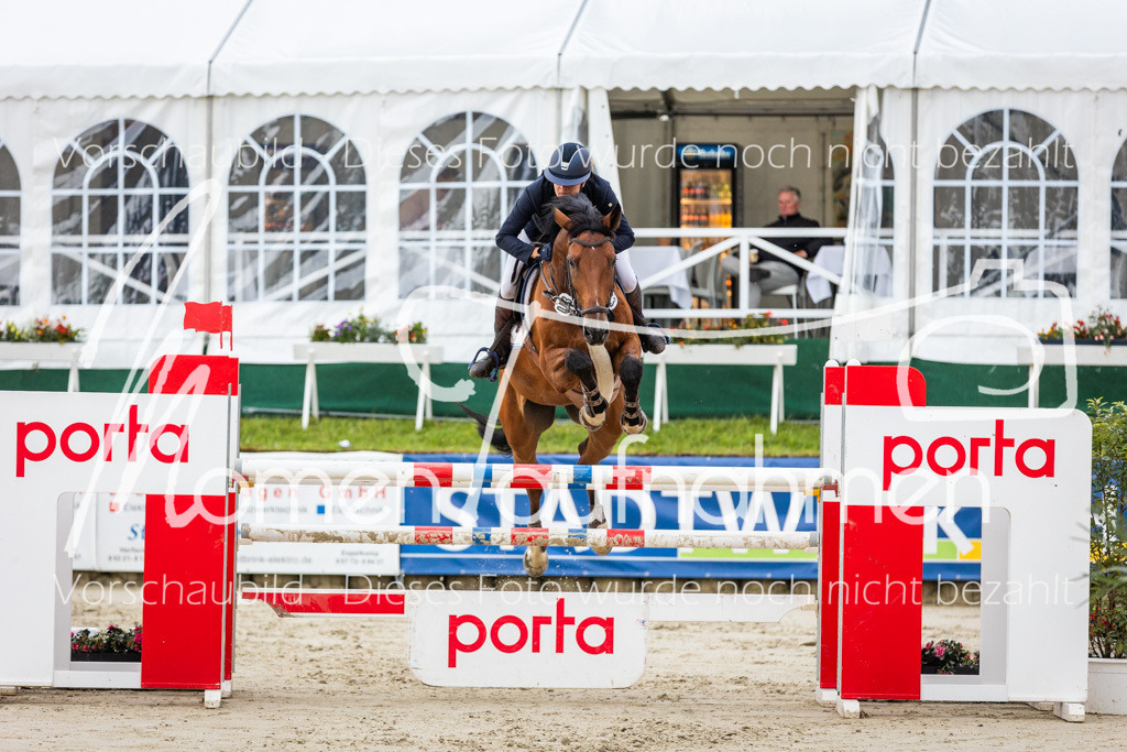 BHO-2PhSpr-M-082 | MomenTaufnahmen Pferdesportfotos