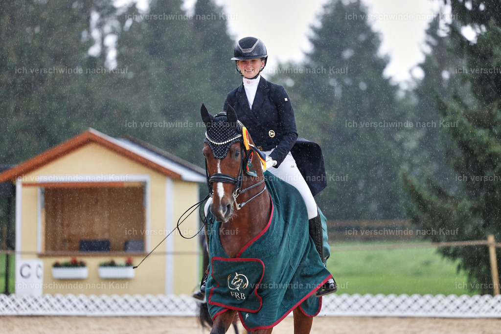 07-Siegerehrung-DRESSUR  S___  -StoibPH-5106 | working equitationturnier fotograf videograf stoibphotography marixx film working equitation deutschland reitsport turnierfotografie eventfotografie equestrian events