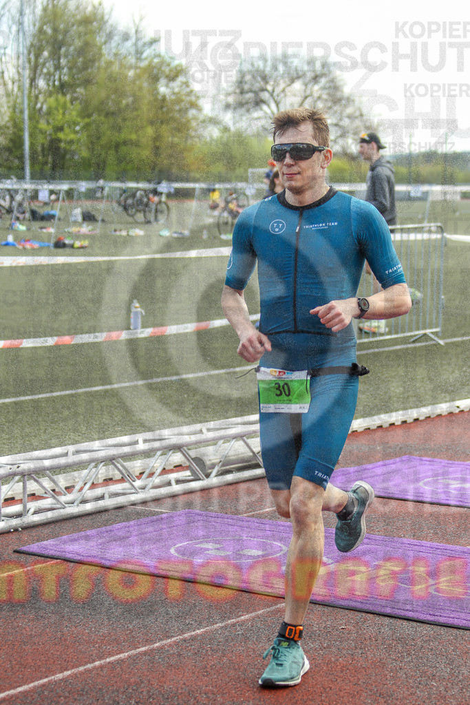 230423_1048_EV3_2422 | Sportfotografie im Rhein-Sieg Kreis, Köln, Bonn, NRW, Rheinland Pfalz, Hessen, etc. Unser Tätigkeitsfeld umfasst den Laufsport vom Volkslauf über den Marathon, Duathlon, Triathon bis zum Ultralauf wie Kölnpfad Ultra oder Schindertrail.