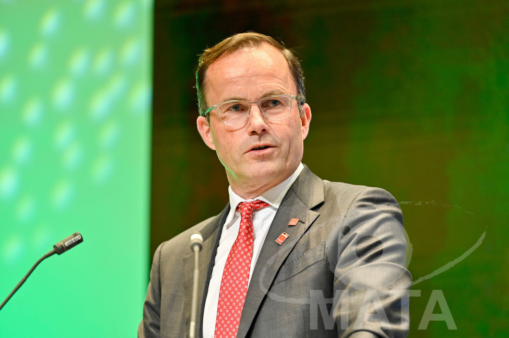 _DWA8032 | MATA IndoCon - Realisiert mit Pictrs.com