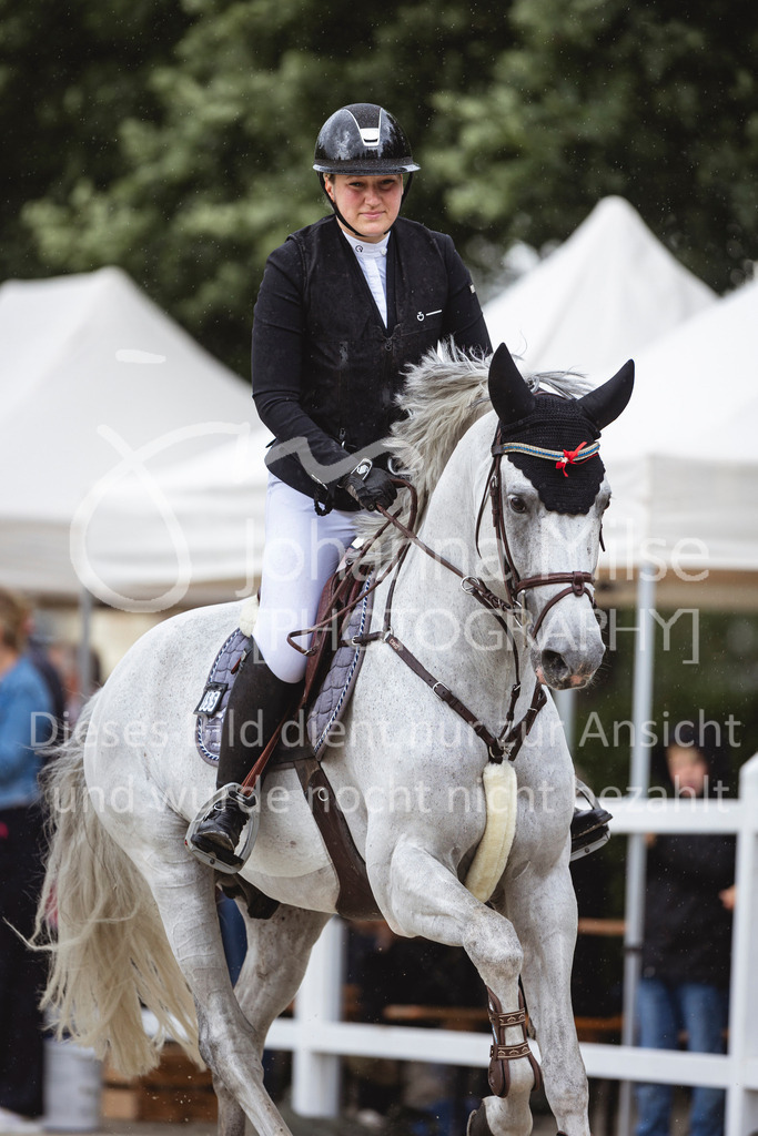 240616_Lemwerder_M2-Springen-563 | Deine schönsten Turniermomente als professionelle Fotos! Entdecke hochwertige Pferdesport-Fotografie im Online-Shop. Jetzt Fotos finden & bestellen!