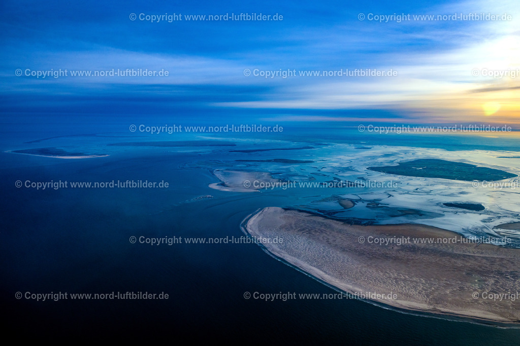 Süderoogsand_Nordfriesische_Inseln_Sonnenaufgang_ELS_4094010523 | SüDEROOGSAND 01.05.2023 Sandbank in Süderoogsand im Sonnenaufgang in der Nordsee im Bundesland Schleswig-Holstein, Deutschland. // Sandbank in Suederoogsand at sunrise in the North Sea in the state Schleswig-Holstein, Germany. Foto: Martin Elsen