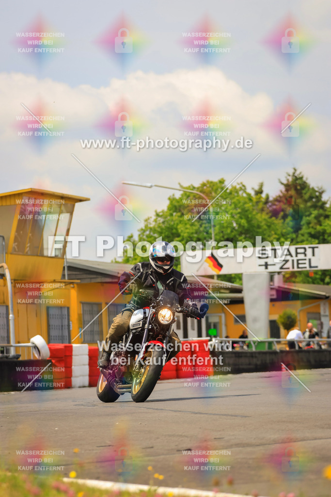 _DSK2435 | Hier findet Ihr Bilder von Touristenfahrten auf der Nürburgring Nordschleife oder von anderen Veranstaltungen die ich besucht habe. Viel Spass beim Durch Schauen 