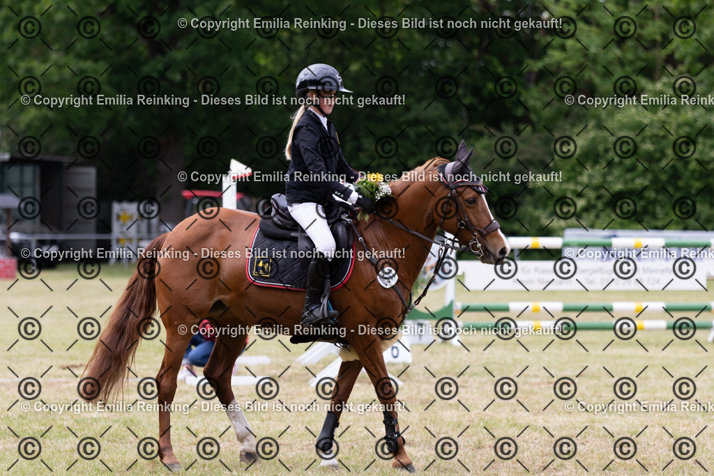 CL5A8117 | Emilia Reinking Fotografie - Realisiert mit Pictrs.com