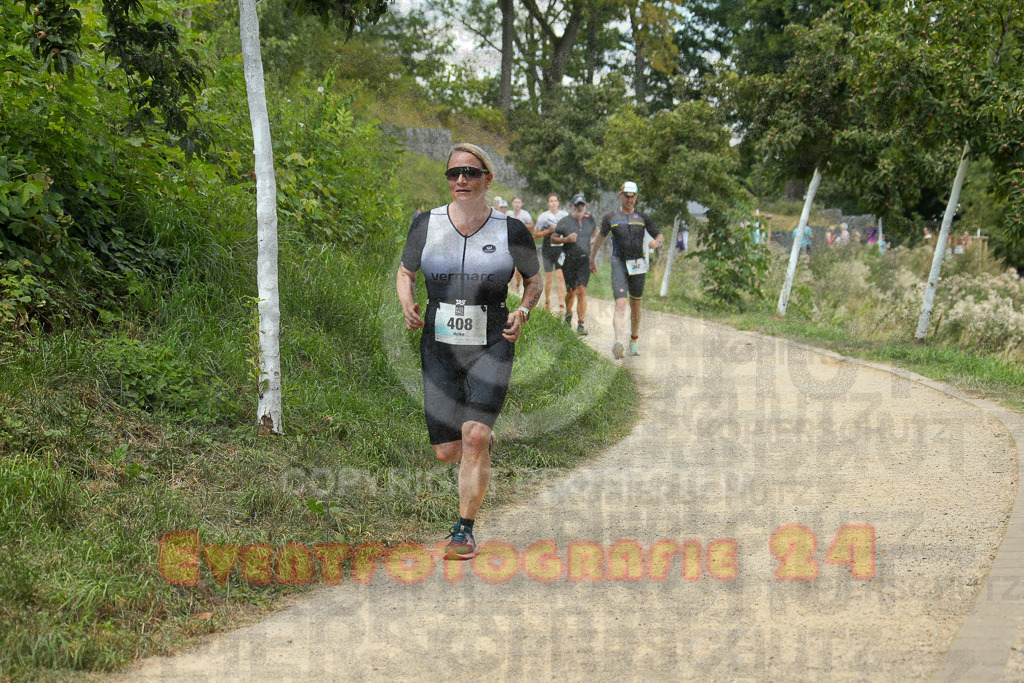 250824_1345_EX1_3516 | Sportfotografie im Rhein-Sieg Kreis, Köln, Bonn, NRW, Rheinland Pfalz, Hessen, etc. Unser Tätigkeitsfeld umfasst den Laufsport vom Volkslauf über den Marathon, Duathlon, Triathon bis zum Ultralauf wie Kölnpfad Ultra oder Schindertrail.