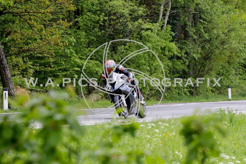..... | LANDSHAAG, 21.März.24 - Motorradbergrennen Landshaag, Image shows: 
Photo: WAPICS / Andreas Willdoner