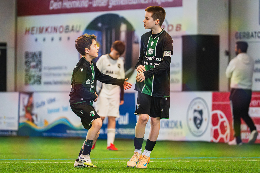 blr.pics-242 | Professionelle Fußball- und Sportfotografie. Spielbilder online ansehen und kaufen – Einzelbilder oder komplette Galerien in hoher Qualität. - Realisiert mit Pictrs.com
