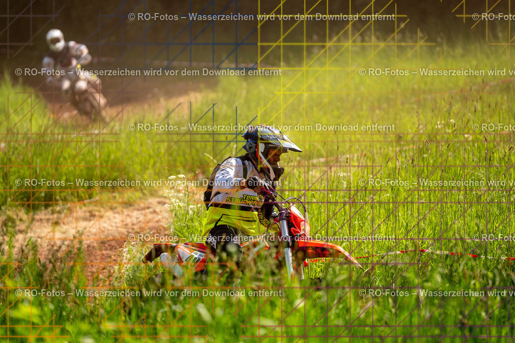 Wolfshausen 4 Lauf -1461 | Sportfotografie von RO-Fotos: Motorsport, Motocross, Enduro, Laufveranstaltungen und Triathlon. Professionelle Fotos von Sportlern und Events. - Realisiert mit Pictrs.com