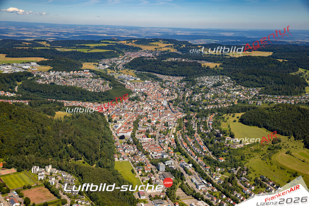 Das Luftbild zeigt : Tailfingen Albstadt - Die Luftaufnahme wurde 2024 vom UL-Flugzeug aus erstellt ( keine Drohne ) - Hochauflösende Luftaufnahme - Für grossformatige Ausdrucke geeignet. Die Geschenkidee !Mit Lizenz und Bildrechte bestellbar