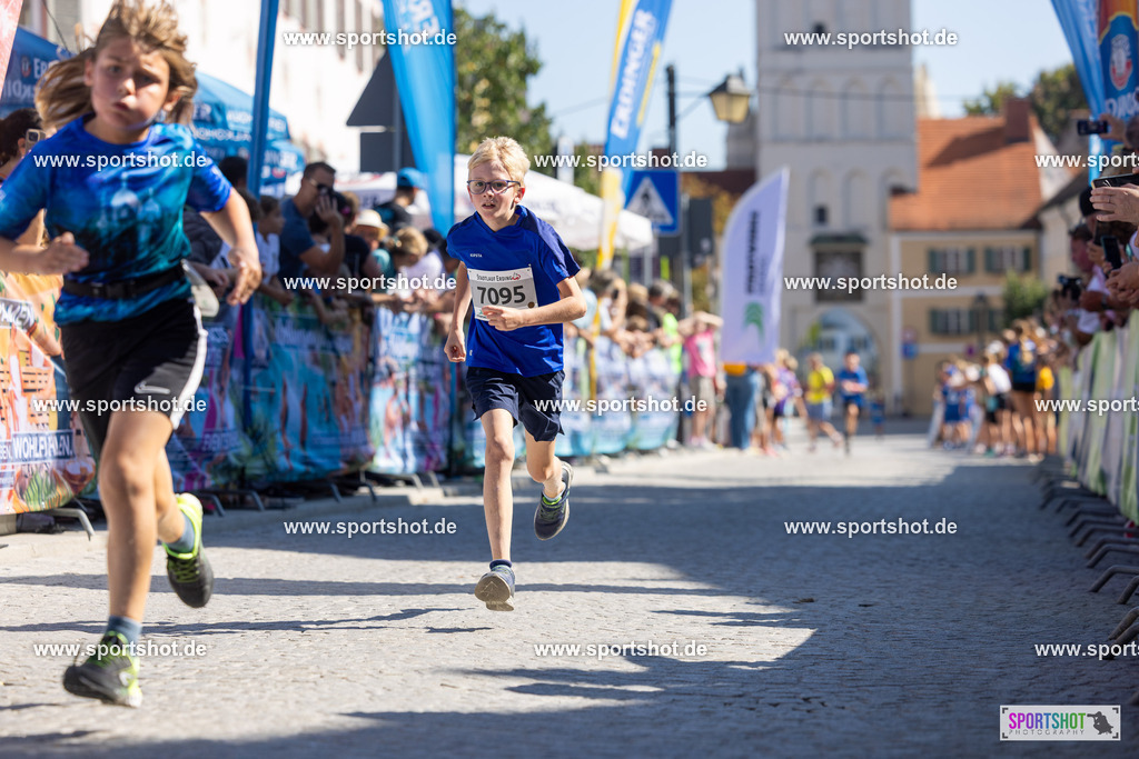 VJ__3167 | Stadtlauf Erding 2025 #stadtlauferding #erdingstadtlauf #stadtlauf_erding #laufmotivation #trisporterding #yourpictrs #sportshot_your_pictrs