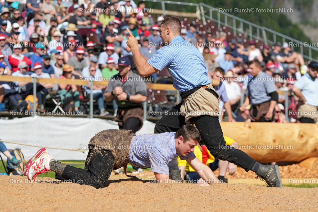 RB-01467 | René Burch leidenschaftlicher Fotograf aus Kerns in Obwalden.  Hier finden sie Sport, Landschaft und Natur Fotografie.
 - Realisiert mit Pictrs.com