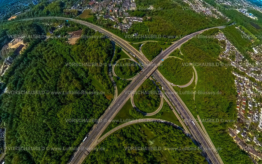 Hagen240590254BAB-KreuzHagen_A45_A44 | Luftbild, Autobahnkreuz Hagen mit der Autobahn A45 und Autobahn A46, Waldgebiet, Erdkugel, Fisheye Aufnahme, Fischaugen Aufnahme, 360 Grad Aufnahme, tiny world, little planet, fisheye Bild, Lennetal, Hagen, Ruhrgebiet, Nordrhein-Westfalen, Deutschland