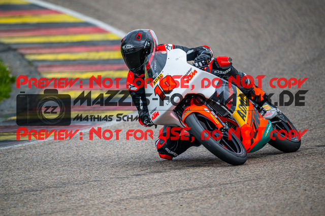 MaZZes_FotoMatrix_240504_6007705_4155 | KTM