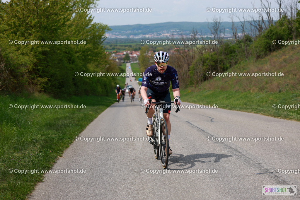 243_AR6_0184 | Neusiedlersee Radmarathon 2026@sportshot_your_pictrs #yourpictures#roadtowm2029 #nrm #neusiedlerseeradmarathon #neusiedlersee #neusiedlerseetourismus #burgenland #mörbisch #nrm26 #burgenlandtourismus #voglundco #poweredbyburgenlandtourismus #radsport #rad #marathon #ucigranfondo #visitburgenland #ucigranfondoworldseries