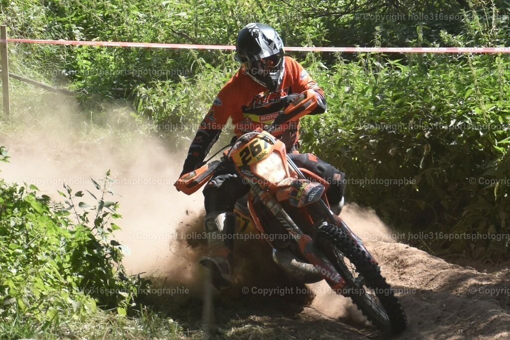 DSC_0185 | Sportfotografie , Motorsport, Motoross, Reitsport, Mointainbike, Enduro,
Landschaft , Outdoor, Eventfotografie, Landschaft, Bilder online bestellen - Realisiert mit Pictrs.com