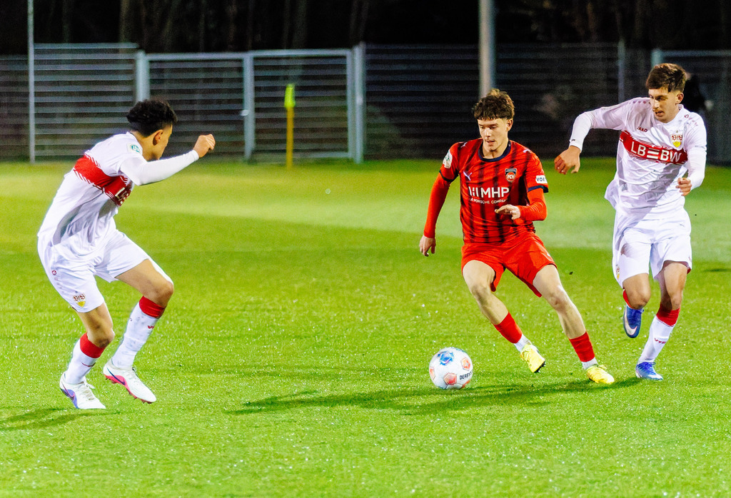 FCHVFB_260325_3-52 | 1.FC Heidenheim 1846 vs. VfB Stuttgart, Fußball, A-Junioren, Verbandspokal, 2025/2026, 25.03.2026 in Heidenheim, Rasenplatz, Walter-Birkhold-Jugendstadion(Foto: Michael Bulling) - Realisiert mit Pictrs.com