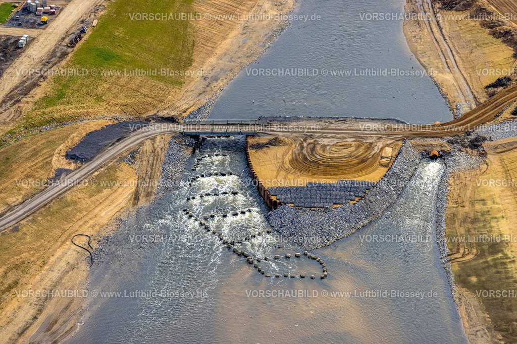 Dinslaken230301155Emschermuendung | Luftbild, Fischtreppe in der Emschermündung, Bauarbeiten neue Emschermündung in den Fluss Rhein, Renaturierung der Emscher, Neugestaltung und Umlegung der Emschermündung, Eppinghoven, Dinslaken, Ruhrgebiet, Nordrhein-Westfalen, Deutschland