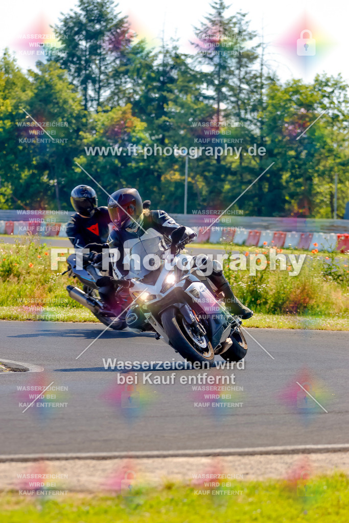 _MOT9094 | Hier findet Ihr Bilder von Touristenfahrten auf der Nürburgring Nordschleife oder von anderen Veranstaltungen die ich besucht habe. Viel Spass beim Durch Schauen 