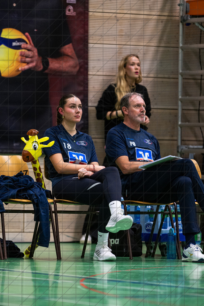 2. VBLF Nord 25/26 | Spiel 4154 | VC Osnabrück vs. VCO Münster | //  29.11.25: 2. VBLF Nord 25/26 | Spiel 4154 | VC Osnabrück vs. VCO Münster / Osnabrück / Deutschland  //   CREDIT:www.bullenfotos.de, Martin König, Hörner Weg 40, D-49078 Osnabrück, +4917663732967 // Nutzung und Weitergabe nur zu den vereinbarten Zwecken. Presseanfragen an Ersteller. Alle Rechte beim Ersteller. Honorierung nach MFM. - Realisiert mit Pictrs.com