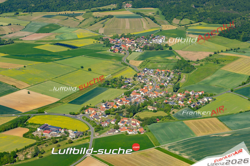 Hundelshausen Michelau im Steigerwald Bild- Das Luftbild wurde 2025 vom UL-Flugzeug heraus erstellt ( keine Drohnen Bilder! ) - Hochauflösende Luftaufnahme -Nicht vergleichbar mit Google Maps oder Satelittenbilder- Die Geschenkidee !Mit Lizenz und Bildrechte bestellbar