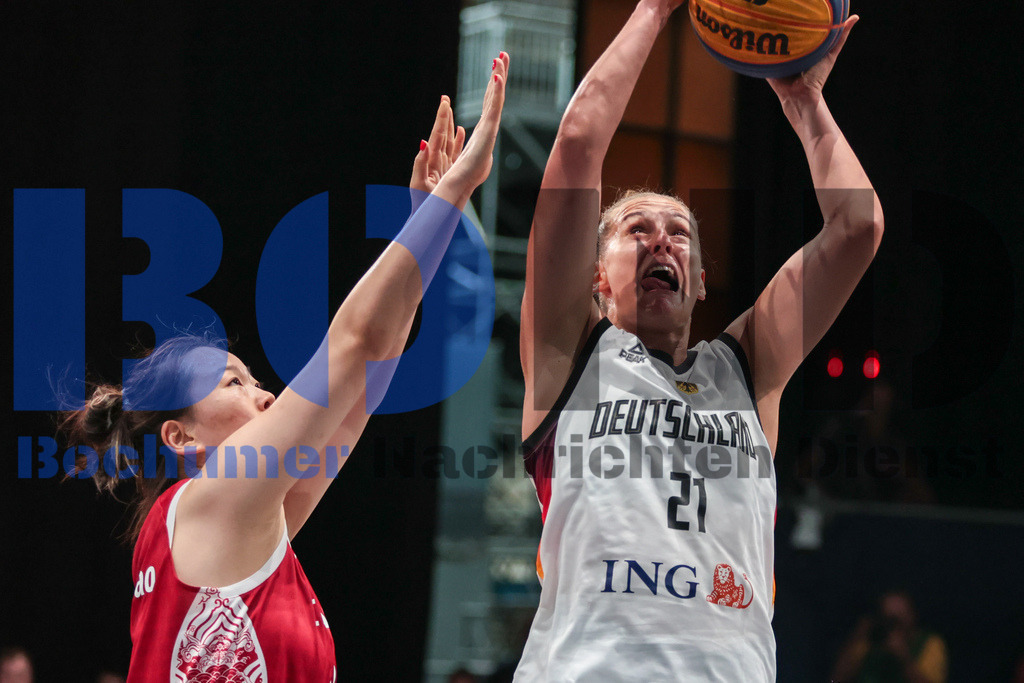 SES_RRG3x320250720-220 | bond - Realisiert mit Pictrs.com