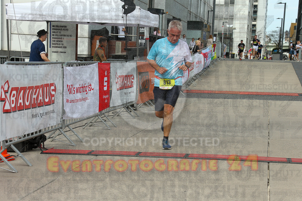 250920_1323_EX1_4329 | Sportfotografie im Rhein-Sieg Kreis, Köln, Bonn, NRW, Rheinland Pfalz, Hessen, etc. Unser Tätigkeitsfeld umfasst den Laufsport vom Volkslauf über den Marathon, Duathlon, Triathon bis zum Ultralauf wie Kölnpfad Ultra oder Schindertrail.