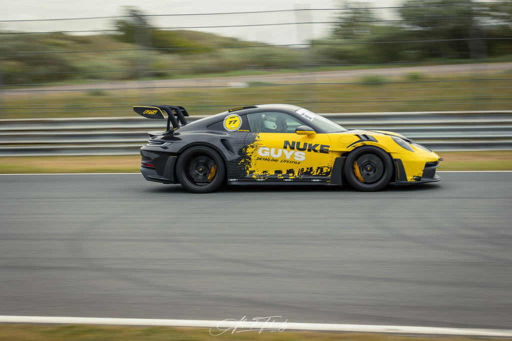 R6PZ1214 _Alexander Tschuncky | Entdecken Sie die faszinierende Welt von Alexander Tschuncky Arts: Kreative Fotografie, atemberaubende Automobilkunst und hochwertiger Bilderdruck. Lassen Sie sich inspirieren! - Realisiert mit Pictrs.com