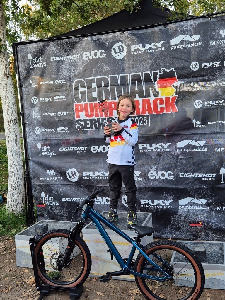 Gesamtsieger-Fotos-001 | German Pumptrack Series - Realisiert mit Pictrs.com