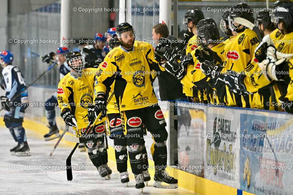 ESC Steindorf vs. EC Hornets Spittal 25.2.2024 | Spielerbank EC Hornets Spittal #38 Zorec Marco EC Hornets Spittal, ESC Steindorf vs. EC Hornets Spittal 25.2.2024, ESC Steindorf vs. EC Hornets Spittal 25.2.2024 am 25.02.2024 in Steindorf (Ossiachersee Halle), Austria, (Photo by Bernd Stefan)