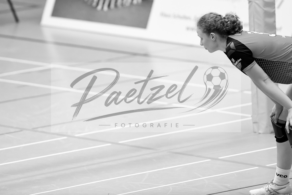 VCOBWA20211106_149 | Volleyball, Frauen:   bei dem Spiel der 3. Liga West zwischen VC Osnabrueck und SV BW Aasee in der Schlosswallhalle am 06.11.2021 in Osnabrueck, Deutschland. - Realisiert mit Pictrs.com