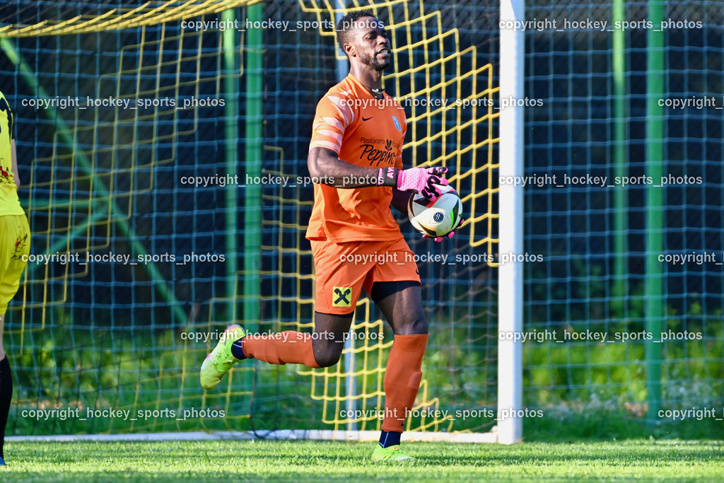 SV Arnoldstein vs. URC Thal Assling | #99 Ayotunde Ezekiel Ikuepamitan Thal Assling, SV Arnoldstein vs. URC Thal Assling, SV Arnoldstein vs. URC Thal Assling am 09.08.2025 in Arnoldstein (Waldparkstadion Arnoldstein), Austria, (Photo by Bernd Stefan)