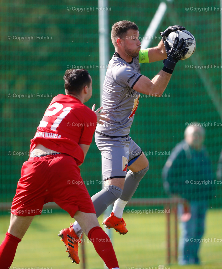 A_LUI_290423_05 | SPORT,FUSSBALL,LL:OST ASKOE OEDT 1B-SU VORTUNA BAD LEONFELDEN 29.04.2023 IM BILD: (OEDT 1B) UND FLORIAN FROSCHAUER (LEONFELDEN)FOTO:FOTOLUI