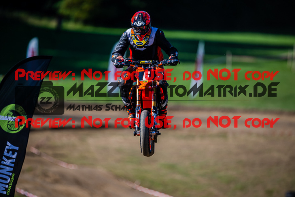 MaZZes_FotoMatrix_220903_1094 | S4