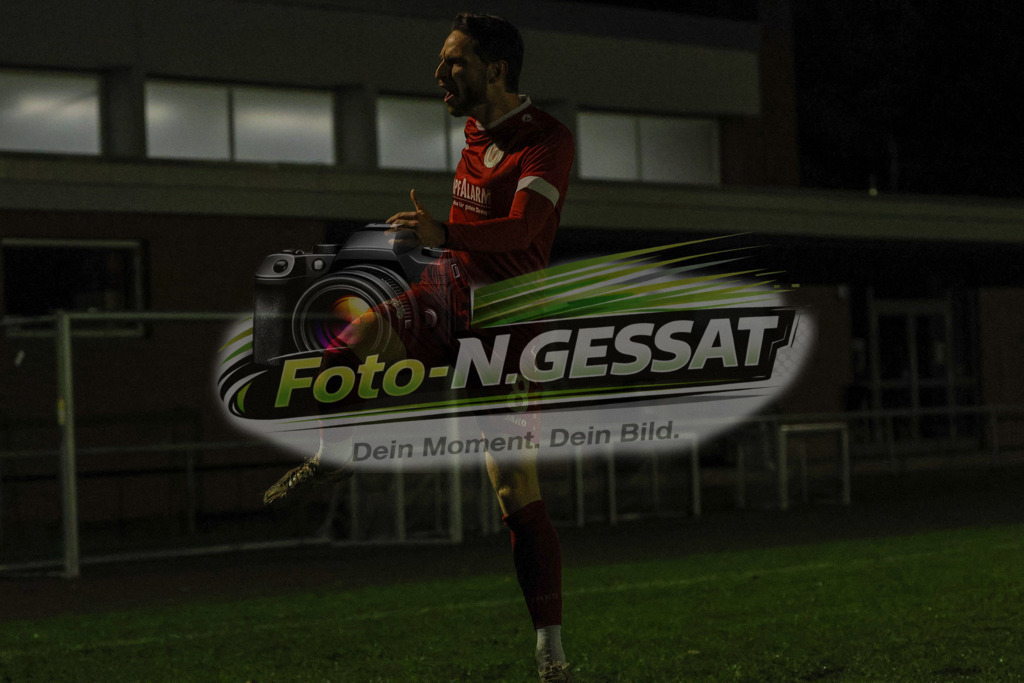 Bünder SV - VfL Mennighüffen | Auf dem Bild zu sehen: rot Bünder SV 1:0: Denis Müller Bünder SV, VfL Mennighüffen, Saison 26/27, Kreispokal, Viertelfinale, Bünde, Deutschland - Realisiert mit Pictrs.com