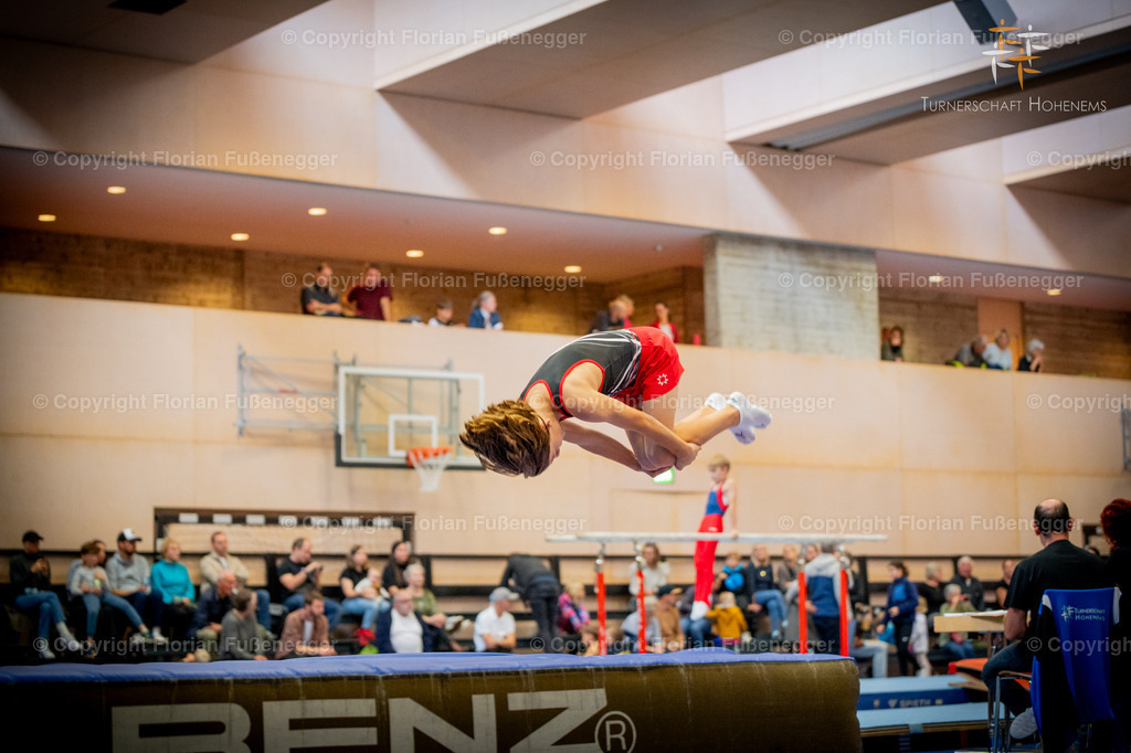 Promo-393 | "Fussifoto.com – Ihr Ansprechpartner für hochwertige Fotografie! Entdecken Sie kreative Bilder und professionelle Dienstleistungen. Kontaktieren Sie uns für Ihre Projekte!"