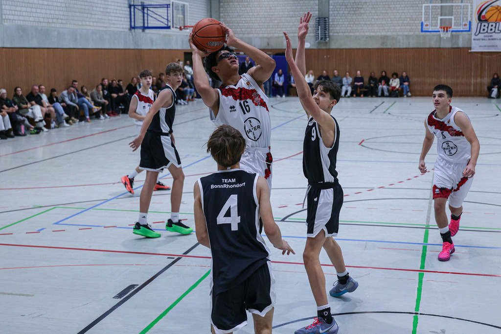 JBBL BAYER GIANTS vs Team BonnKöln RAG-35 | Fotos von Basketballspielen aus dem Raum NRW fotografiert von Gero Mueller-Laschet und Daniel Schaefer - Realisiert mit Pictrs.com