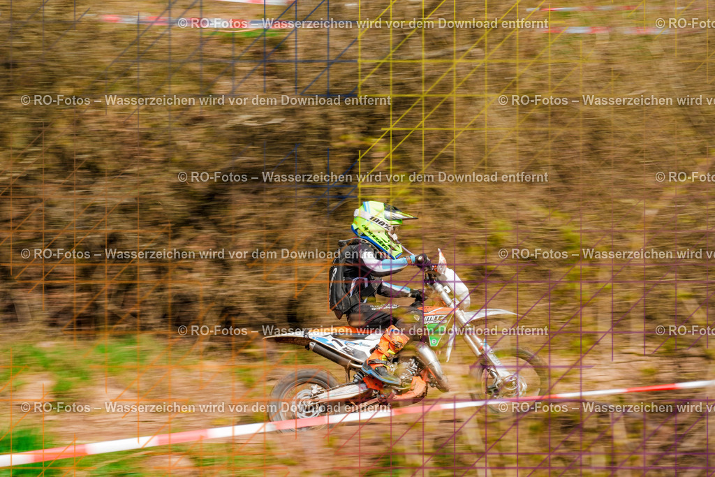 1 2 Lauf Mernes-541 | Sportfotografie von RO-Fotos: Motorsport, Motocross, Enduro, Laufveranstaltungen und Triathlon. Professionelle Fotos von Sportlern und Events. - Realisiert mit Pictrs.com