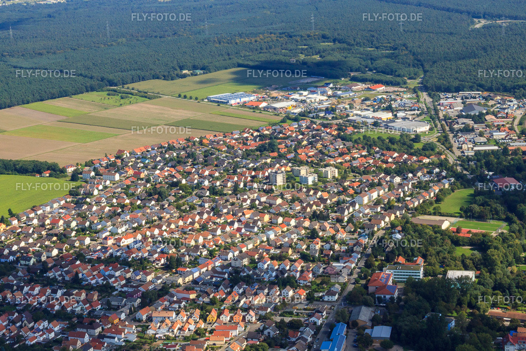 Postgrabenstr | Luftbild: Postgrabenstr in Bellheim im Bundesland Rheinland-Pfalz in Deutschland. Foto: IMG_33947.jpg vom 19.09.2010 durch Werner Riehm/FLY-FOTO.de - Realisiert mit Pictrs.com