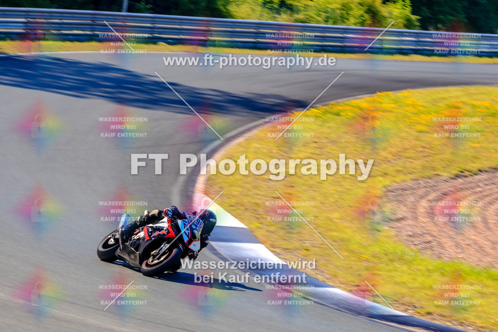 _TCM5487 | Hier findet Ihr Bilder von Touristenfahrten auf der Nürburgring Nordschleife oder von anderen Veranstaltungen die ich besucht habe. Viel Spass beim Durch Schauen 