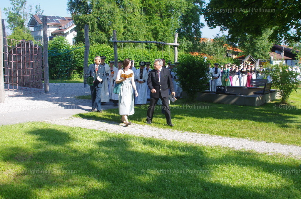 IMGP3047 | fotografiert von Axel PollmannLeonhardi Wallfahrt Benediktbeuern und Murnau, Fronleichnam, Fasching, Landschaft im Loisachtal und Benediktbeuern  - Realisiert mit Pictrs.com